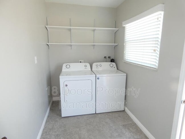 Building Photo - 4536 4th St