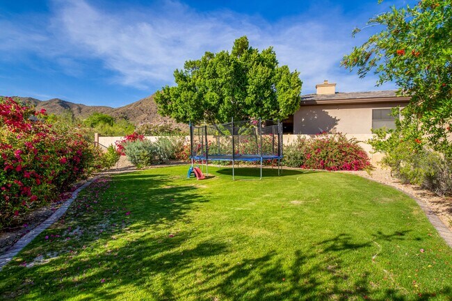 Building Photo - Available June 1st 2026 - Exclusive Gated Scottsdale Mountain Ranch Home