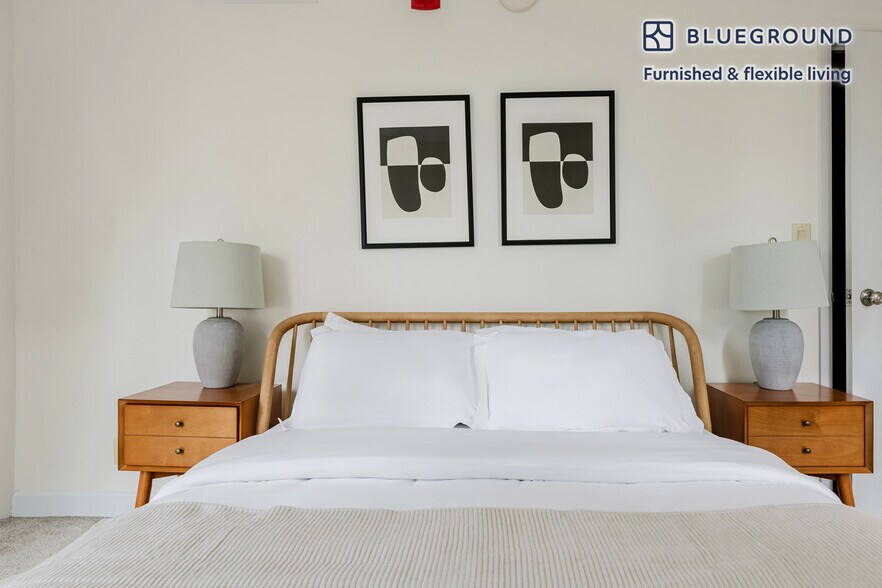 Building Photo - 150 Huntington Ave