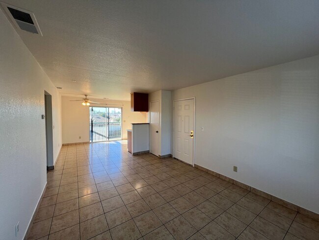 Building Photo - Two-bedroom upstairs apartment in Riverbank!