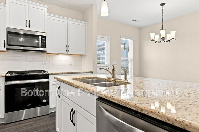 Building Photo - 1615 Glacier Dr