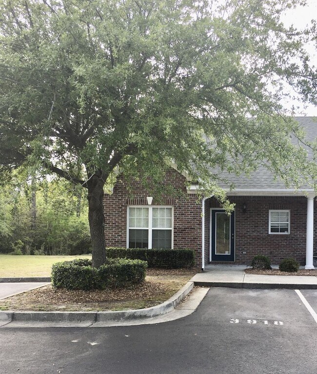 INDEPENDENCE SOUTH 3918 Spicetree Dr Wilmington NC 28412 Apartment