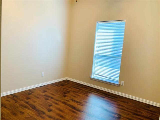 Building Photo - 1804 Lake Texoma Cir