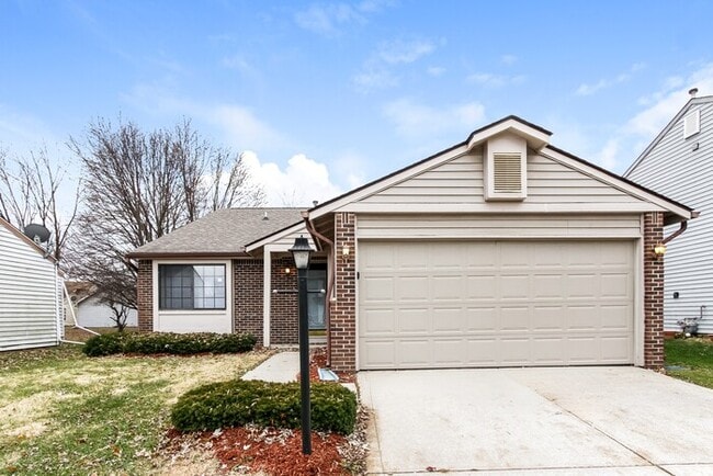 Building Photo - 4132 Luxembourg Cir E