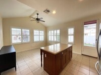 Building Photo - 4 Bd, 3 Ba w/ 3- Car Garage- Available Now in Hoakalei in Ka Makana
