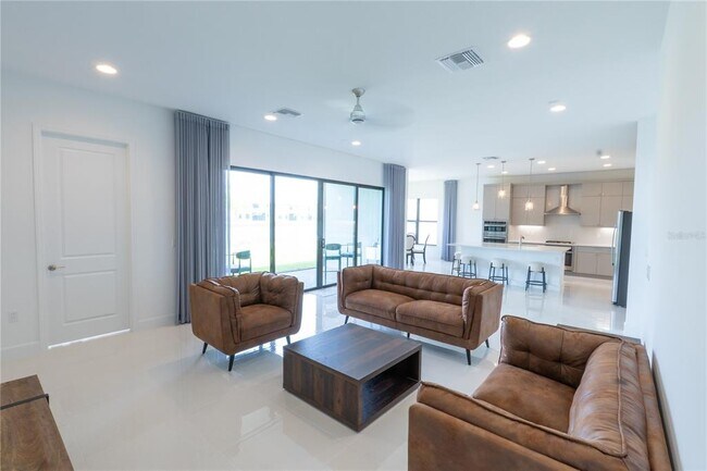 Building Photo - 12710 Caballo Ct
