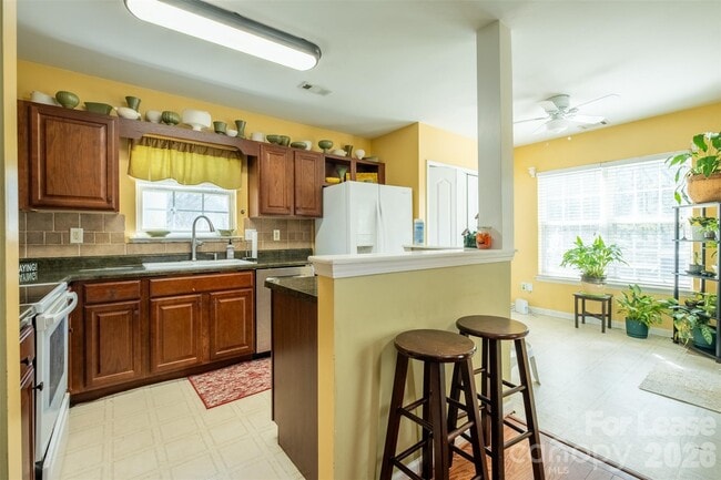 Building Photo - 7618 Prairie Rose Ln