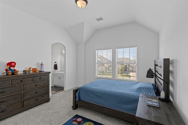 Building Photo - 2711 La Jolla Blvd