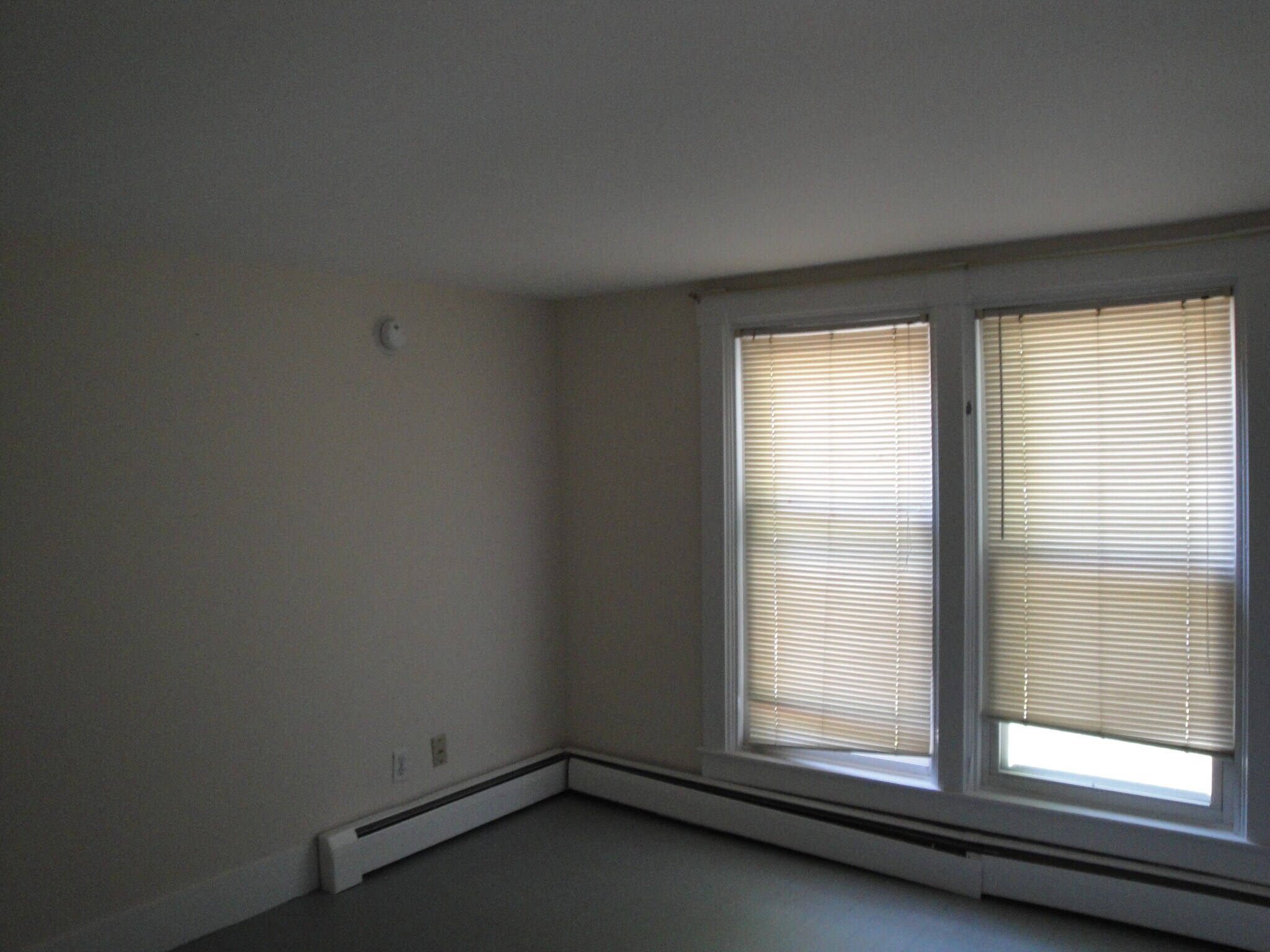 Building Photo - 51 Andover St