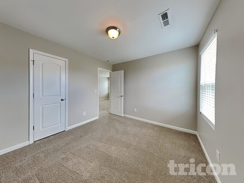 Building Photo - 88 Badger Pass Dr