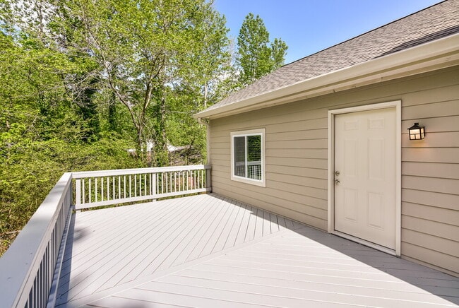 Building Photo - 3005 Ashly Woods Ct