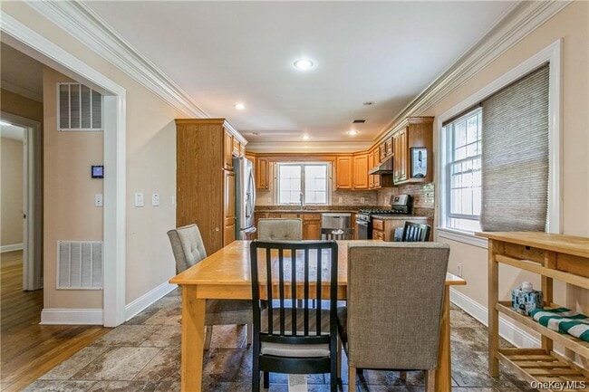 Building Photo - 39 Croydon Rd