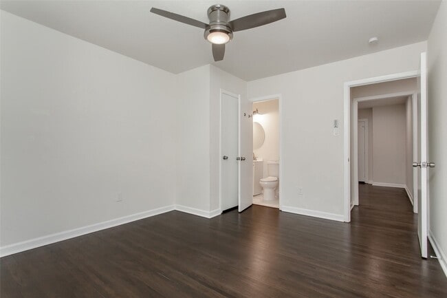 Building Photo - 3928 Valley Ridge Rd