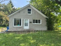 Building Photo - 3251 Spruce St