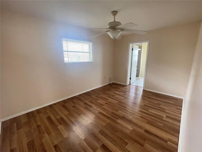 Building Photo - 701 Cypress Pl