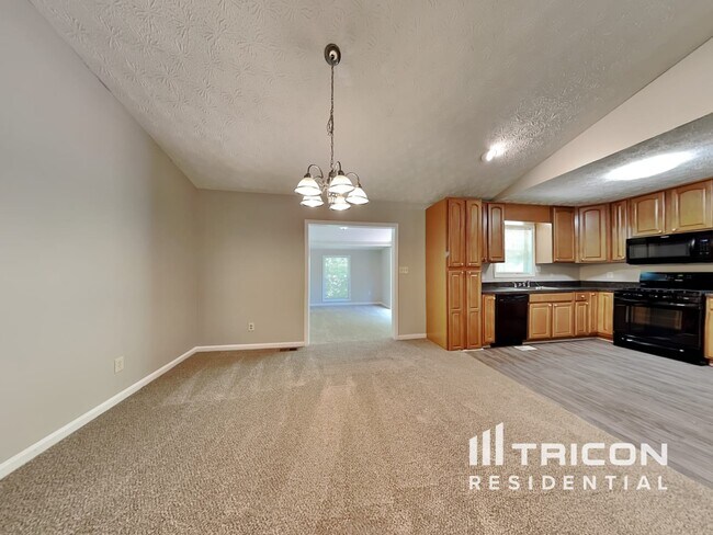 Building Photo - 2791 Pine Meadow Dr