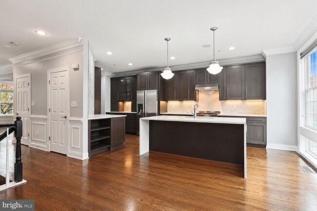 Building Photo - 12079 Kinsley Pl