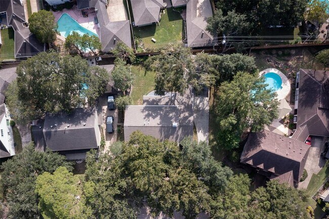 Building Photo - 12423 Honeywood Trail