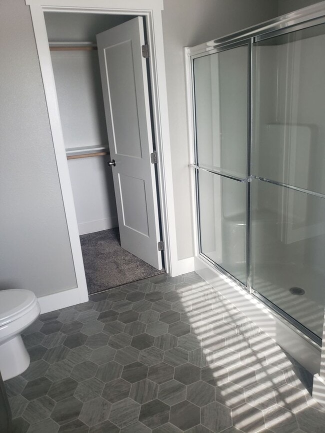 Building Photo - Beautiful 3 bed 2 bath home in Annafeld Su...