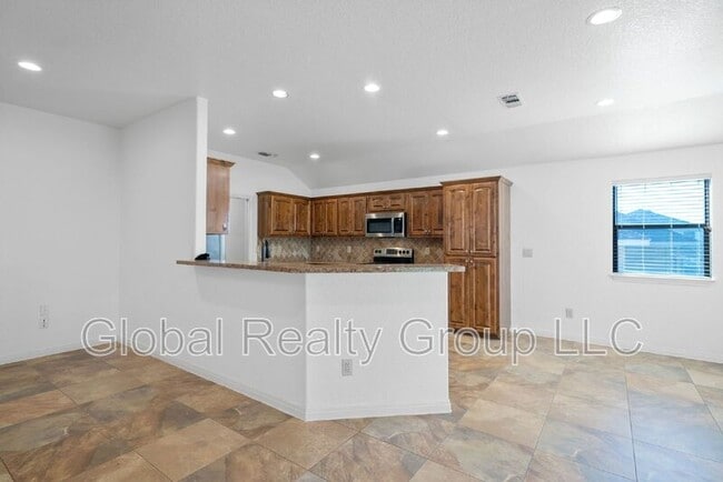 Building Photo - 1634 Sunblossom Cir