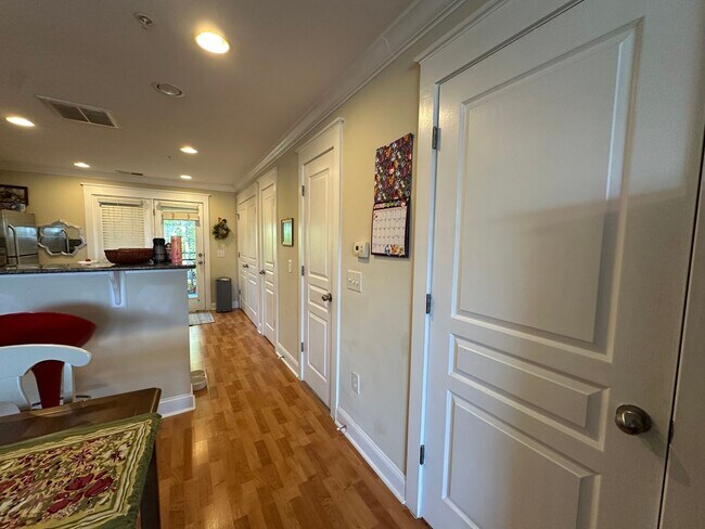 Building Photo - 1855 Candlewood Ct