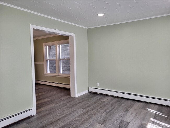 Building Photo - 83 W Main St