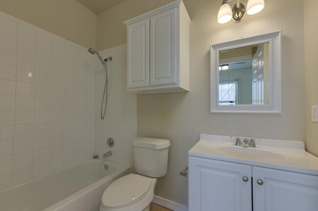Building Photo - 12249 Abbey Glen Ln