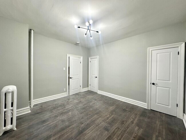 Primary Photo - 59 Garrison Ave