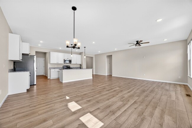 Building Photo - 138 Rhythm Point Dr