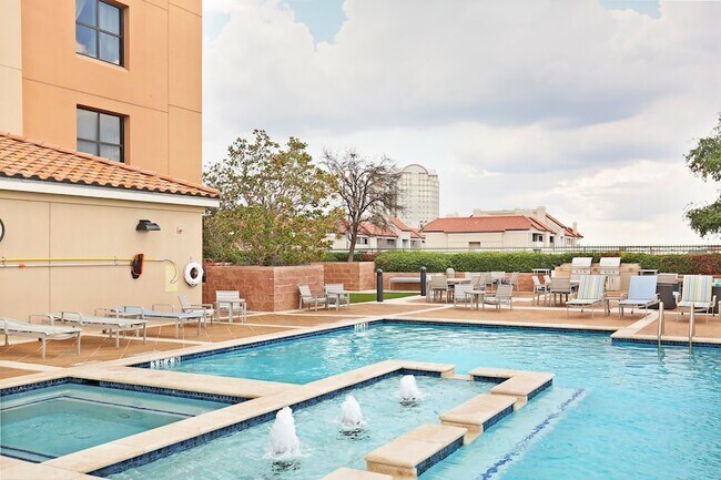 Building Photo - 330 Las Colinas Blvd E