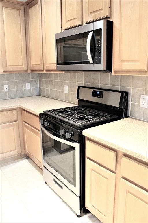 Building Photo - 22511 Parkvine Ln