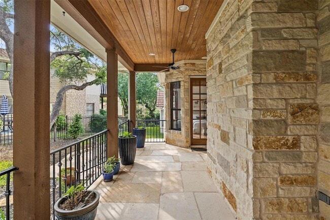 Building Photo - 41 Tiburon Dr