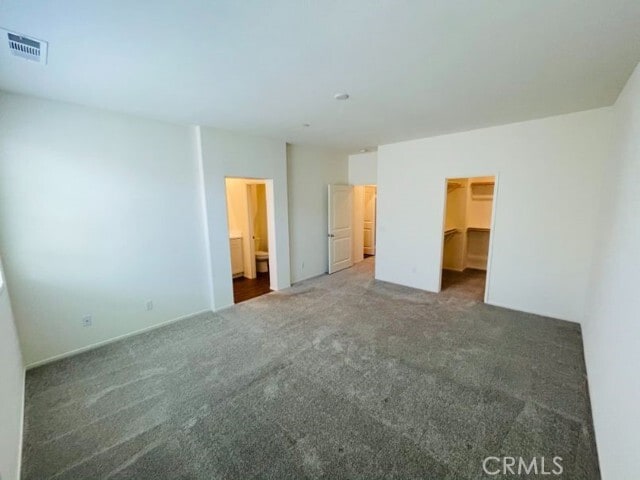 Building Photo - 30316 Town Square Dr