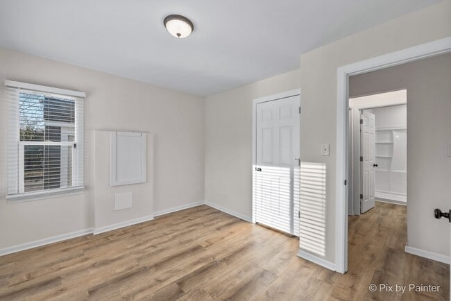 Building Photo - 1019 Maple St