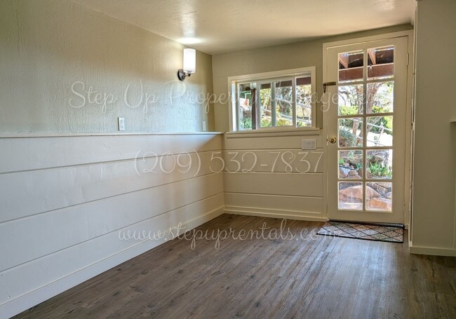 Building Photo - 87 N Shepherd St