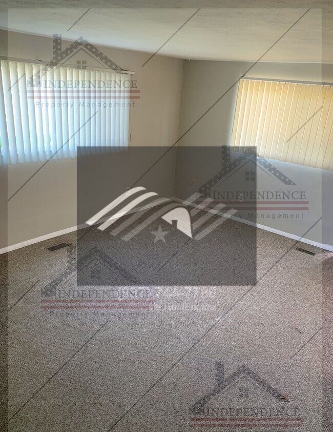 Building Photo - 219 Beardsley Rd