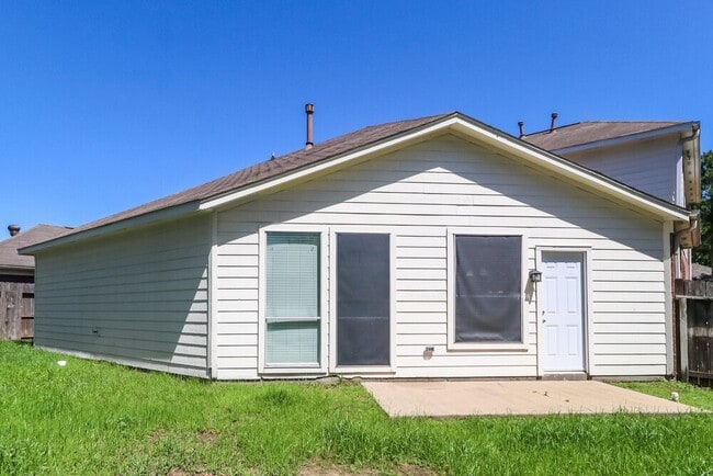 Building Photo - 14411 Pelican Marsh Dr