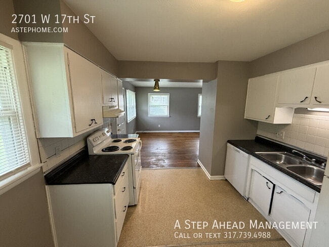 Building Photo - 2701 W 17th St