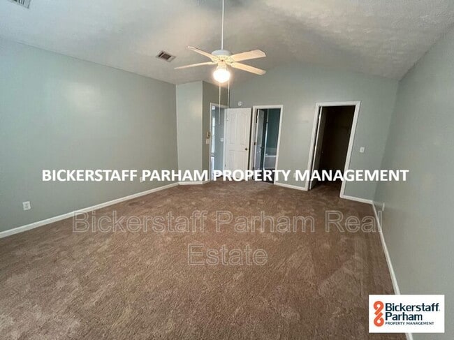 Building Photo - 6226 Bayberry Dr