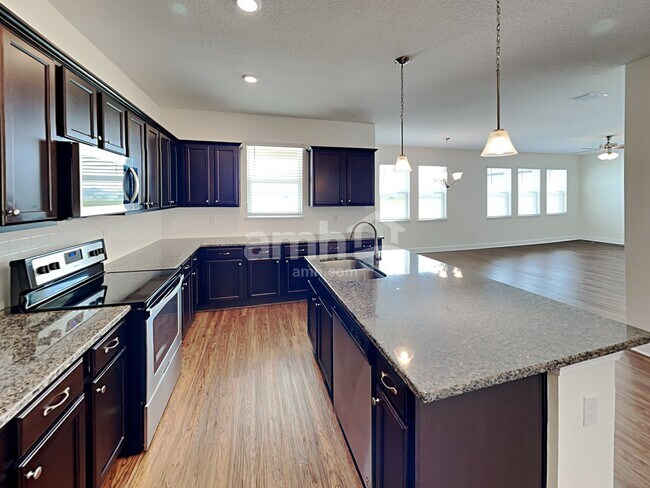 Building Photo - 4620 Windy Hammock Way