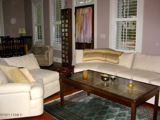 Building Photo - 31 Porcher Pinkney