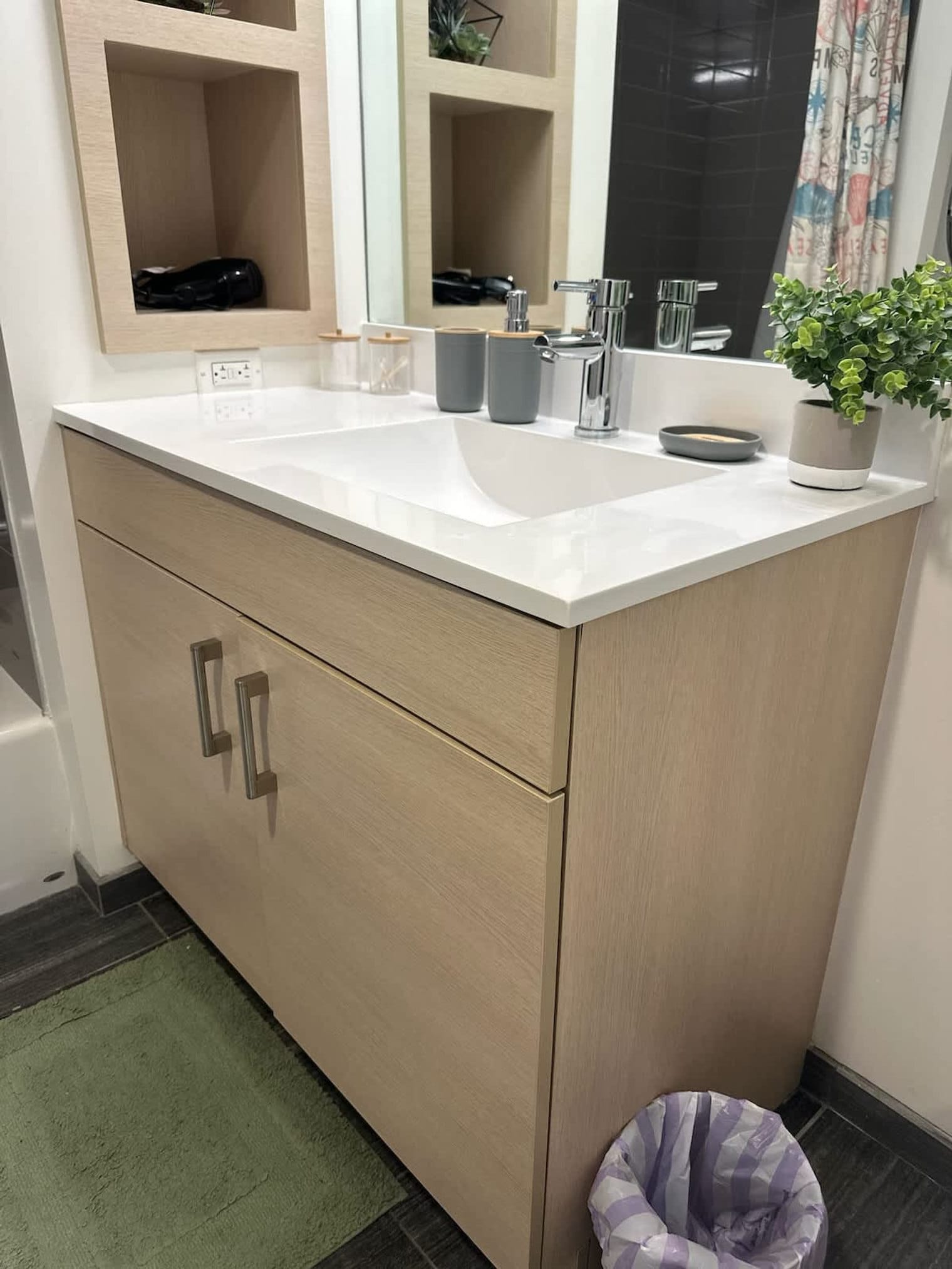 Building Photo - 677-679 Washington Street-SI ID1252103P