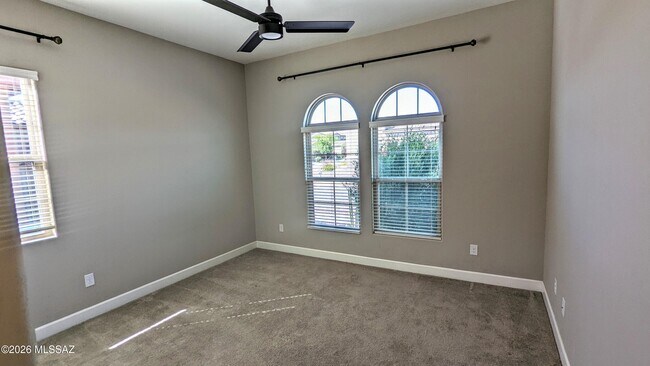 Building Photo - 13036 N Spinystar Dr