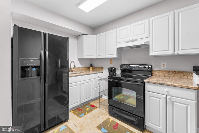 Building Photo - 3108 Appian Way