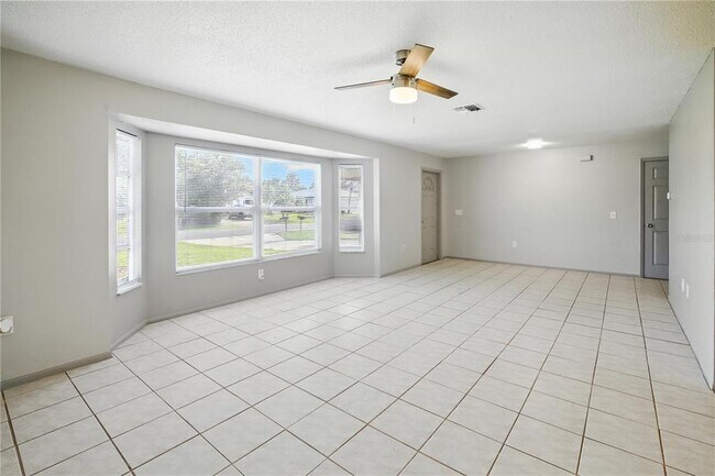 Building Photo - 18305 Driggers Ave