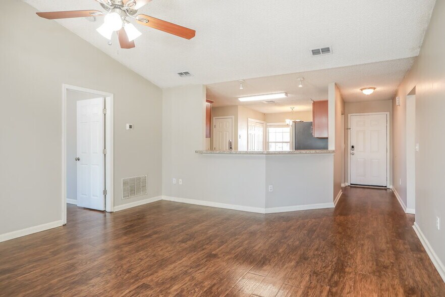 Building Photo - 2672 Secret Harbor Dr