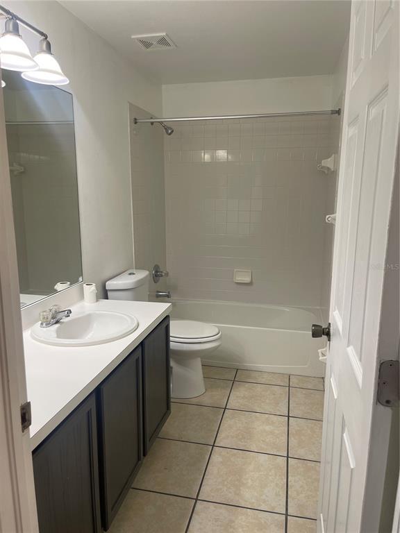 Building Photo - 412 Kensington Lake Cir