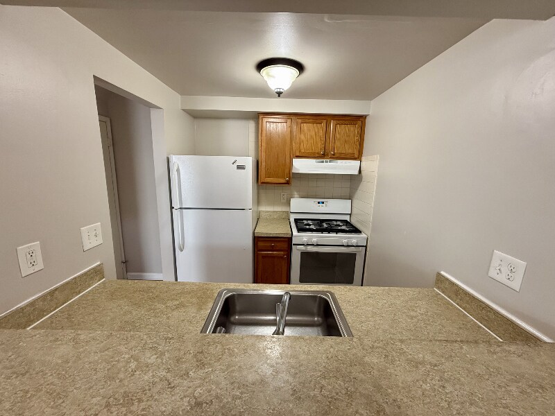 Building Photo - 35321 Turner Dr