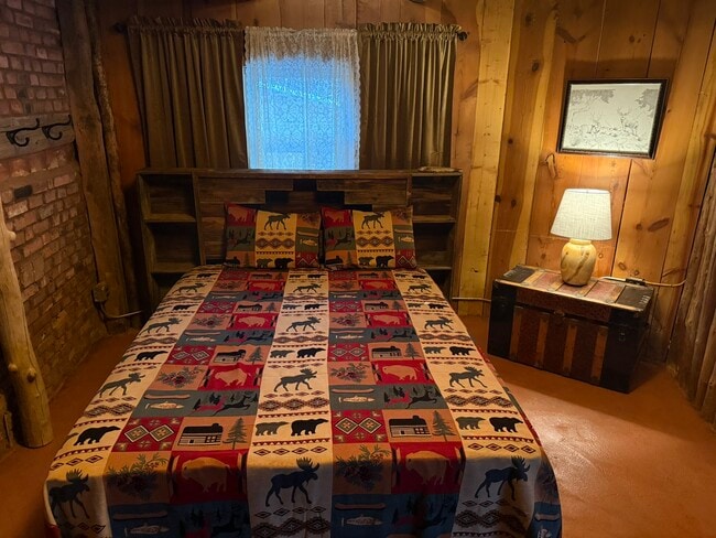 Building Photo - 43393 Co Rd M