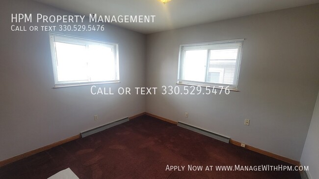 Building Photo - 2055 Quayle Dr